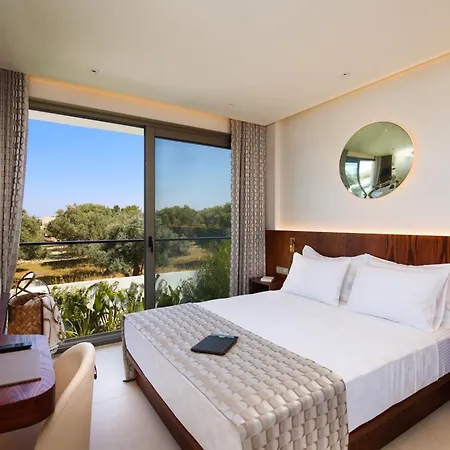 The Xon Otel Çeşme