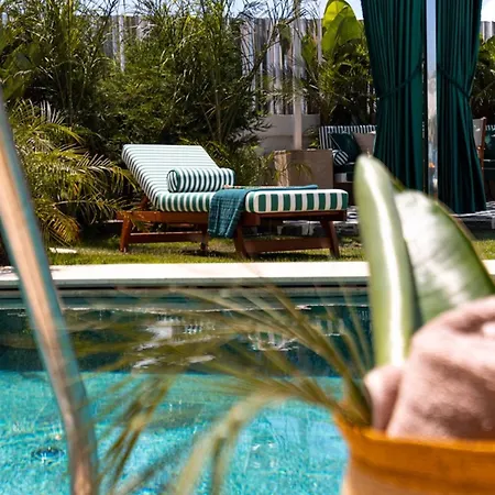 The Xon Otel Çeşme